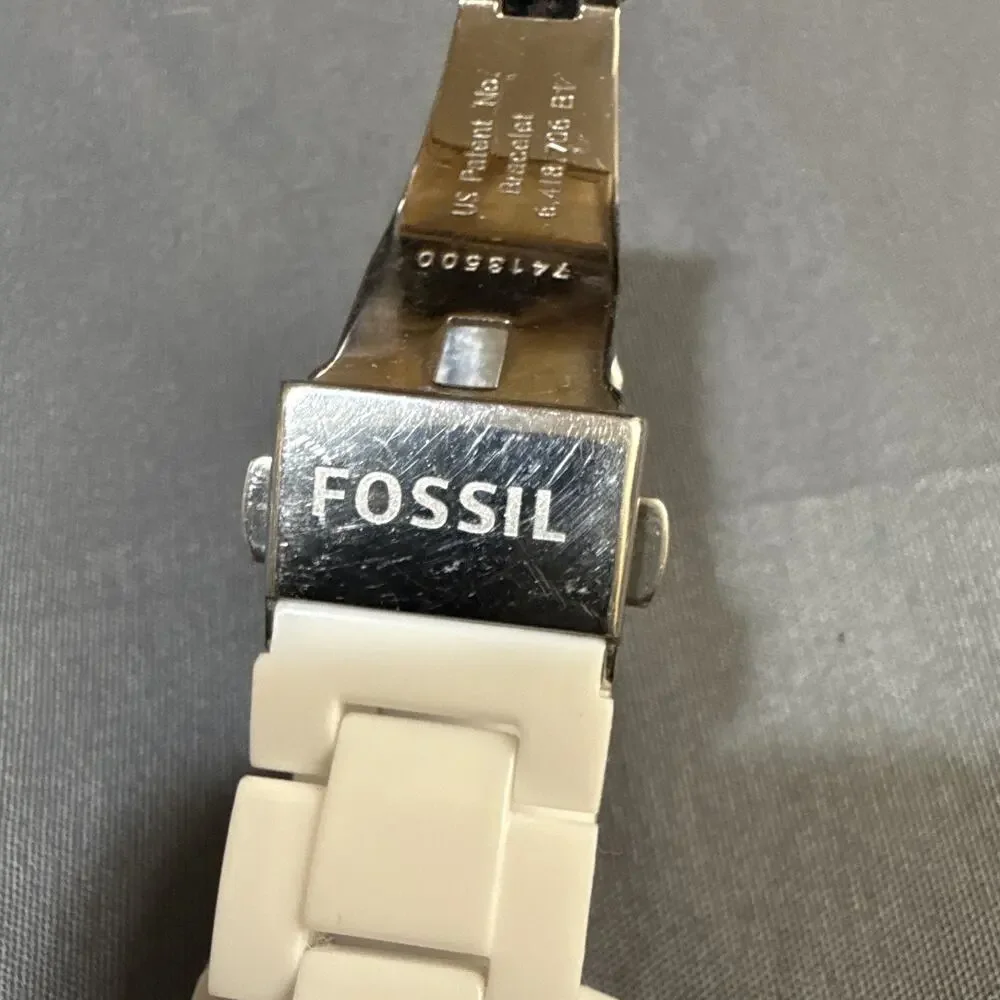 Fossil Women's ES-1967 Wristwatch Chronograph New Battery 5.75”Band 37mm (G17)